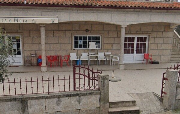 exterior_cafe_honra_e_meia