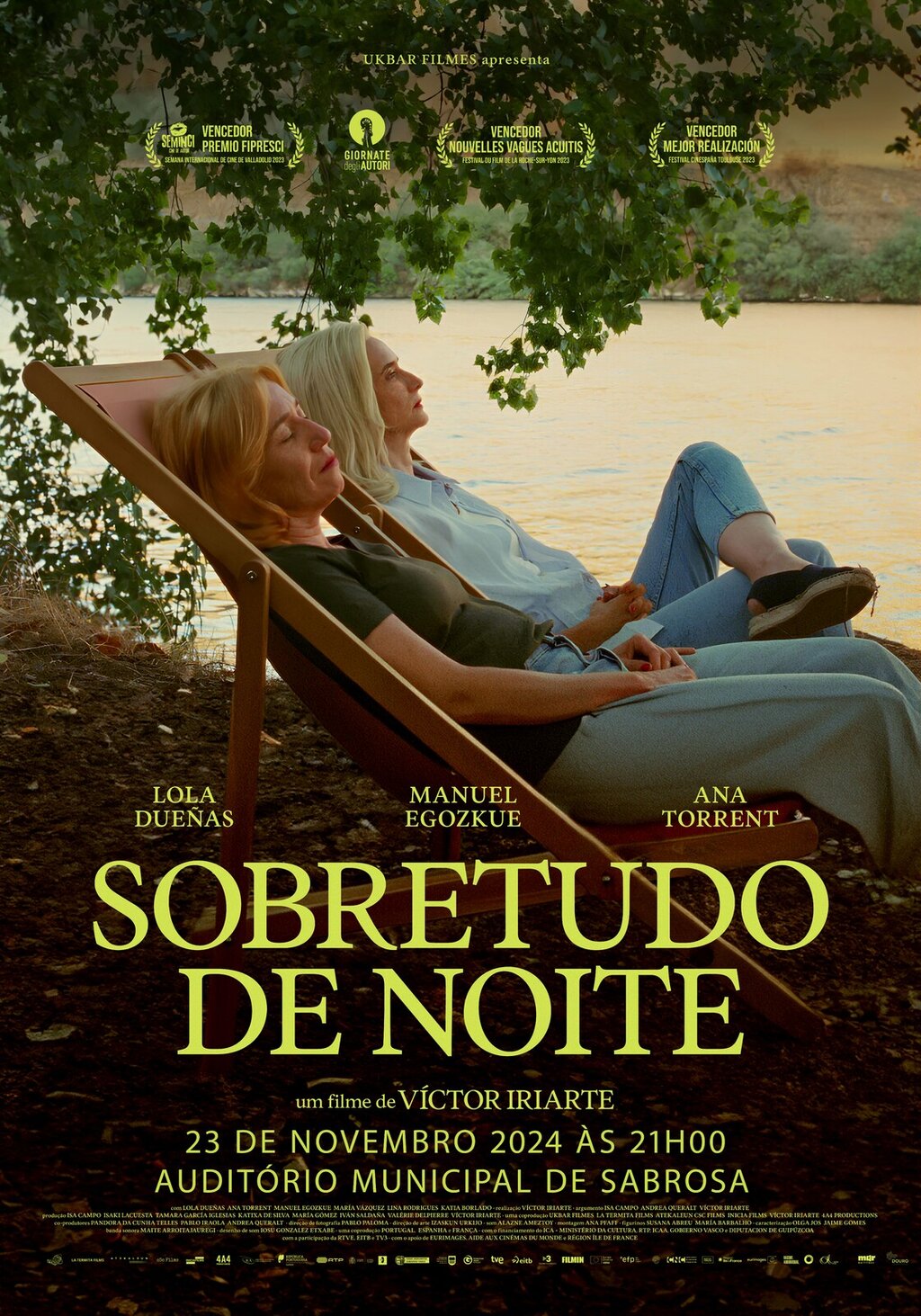 / 𝗖𝗜𝗡𝗘𝗠𝗔 / Sobretudo de Noite