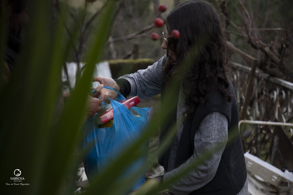 Município distribui cabazes de Natal a famílias carenciadas do concelho
