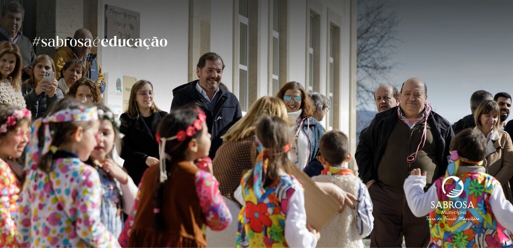 Desfile de Carnaval das Escolas enche ruas de Sabrosa com muita alegria e criatividade