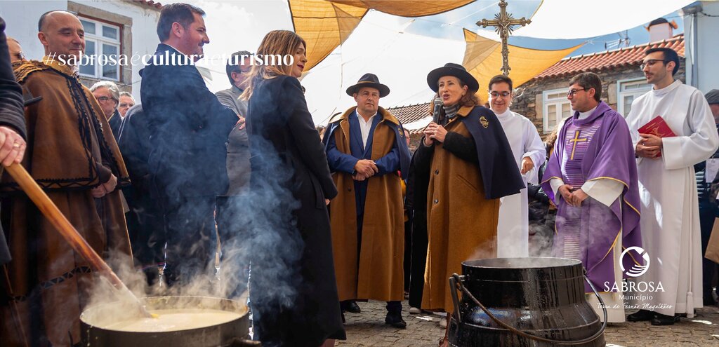 III Festival dos Potes e da Gastronomia Duriense atraiu centenas de visitantes à Aldeia Vinhateir...