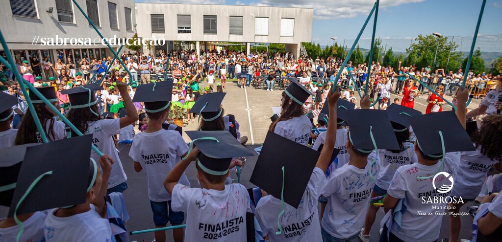 Alegria e emoção marcam encerramento do ano letivo no Centro Escolar Fernão de Magalhães