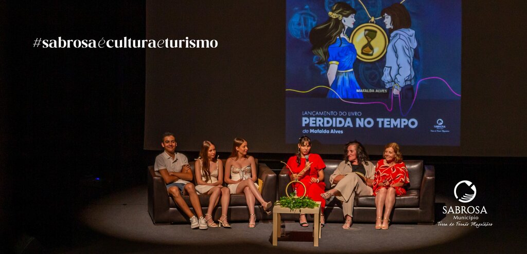 Festival “Artistas da Nossa Terra” acolheu lançamento do livro “Perdida no Tempo”, de Mafalda Alves