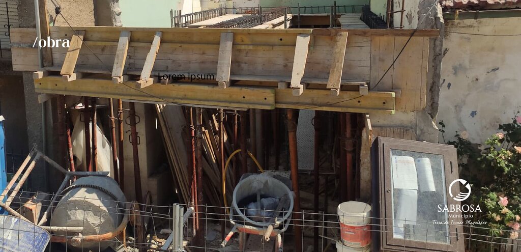 Imóvel na Rua do Teixo, em São Martinho de Anta, está a ser reabilitado para criar nova habitação